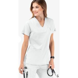 BUTTERSOFT Scrub Top XL White Pinning Nurse Stretch Shortsleeve V-Neck 5 Pocket